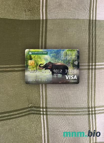 Kenya Co-operative bank visa classic card wygląd fotograficzny skan PSD + zdjęcie
